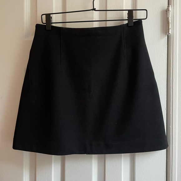 COS Black Merino Wool Mini Skirt - Picture 1 of 3